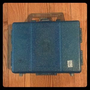 Vintage blue sparkle caboodle